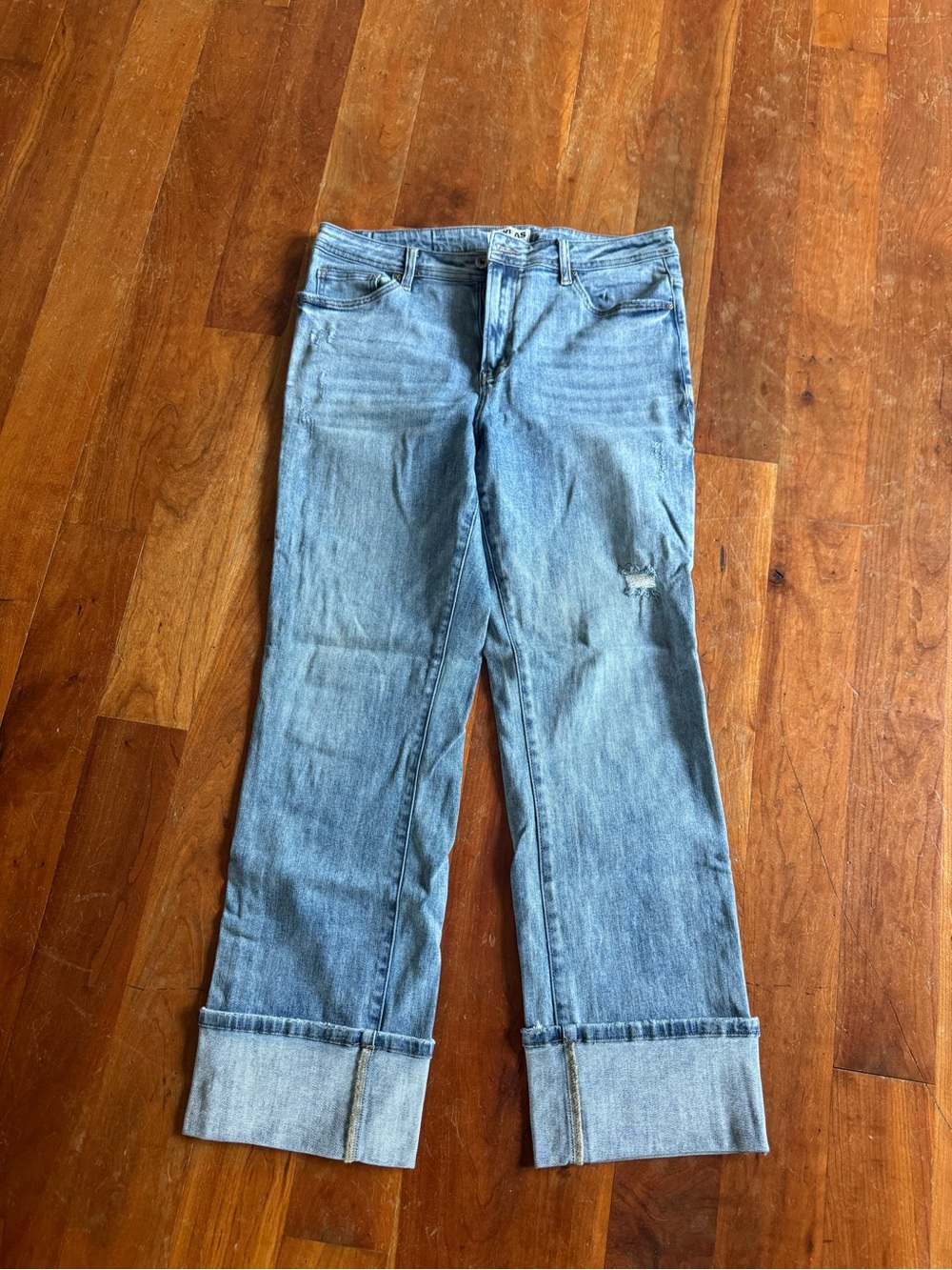 Wide-Leg Light Blue Cuffed Jeans